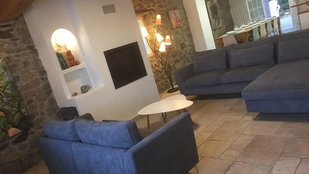 séjour - LES GALETS DE L'AGLY