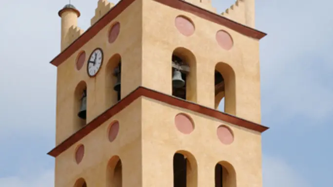 st_genis_des_fontaines_clocher_eglise_1