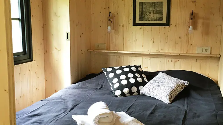 Chambre cabane dans les bois