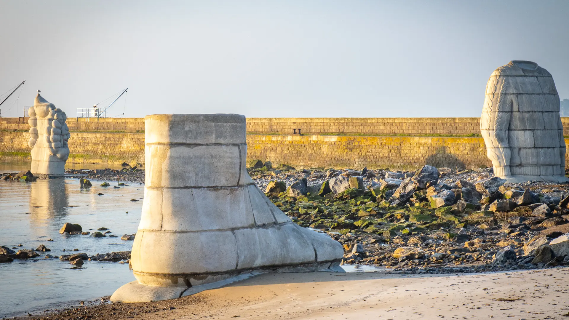 Le Pied, Le Pull-over et le Système digestif - Estuaire Nantes < > Saint-Nazaire