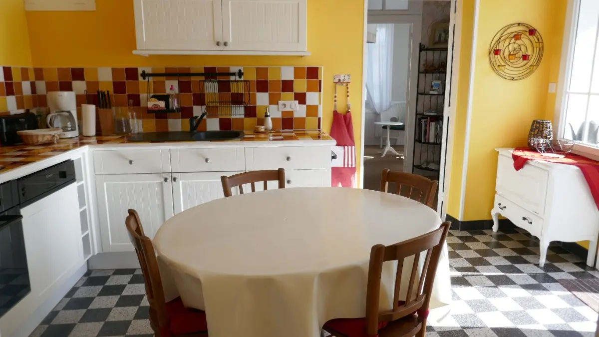 52473 - Cuisine équipée