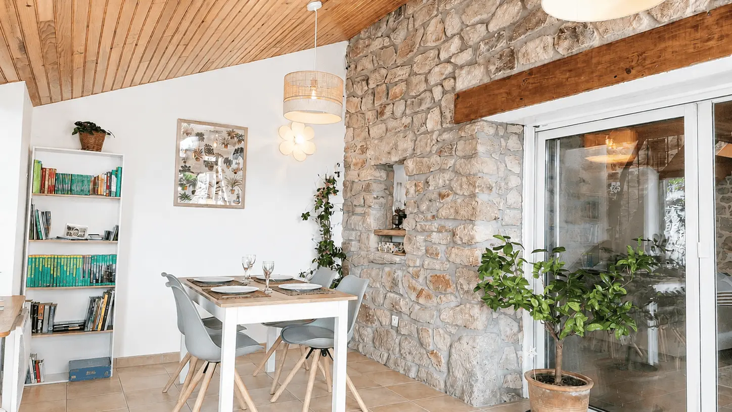 444299 - Salle à manger dans la véranda