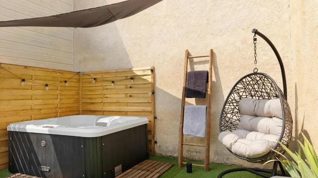 La Parenthèse du Loir_jacuzzi_Montval sur Loir