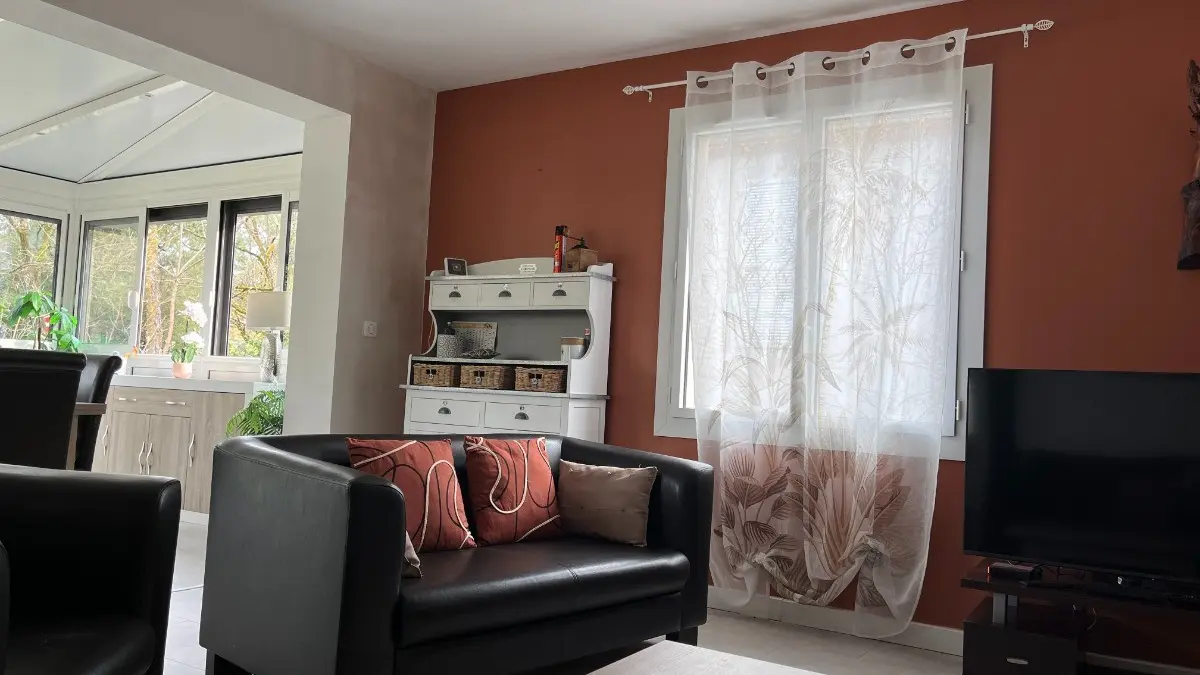 14855 - salon/séjour 40 m2