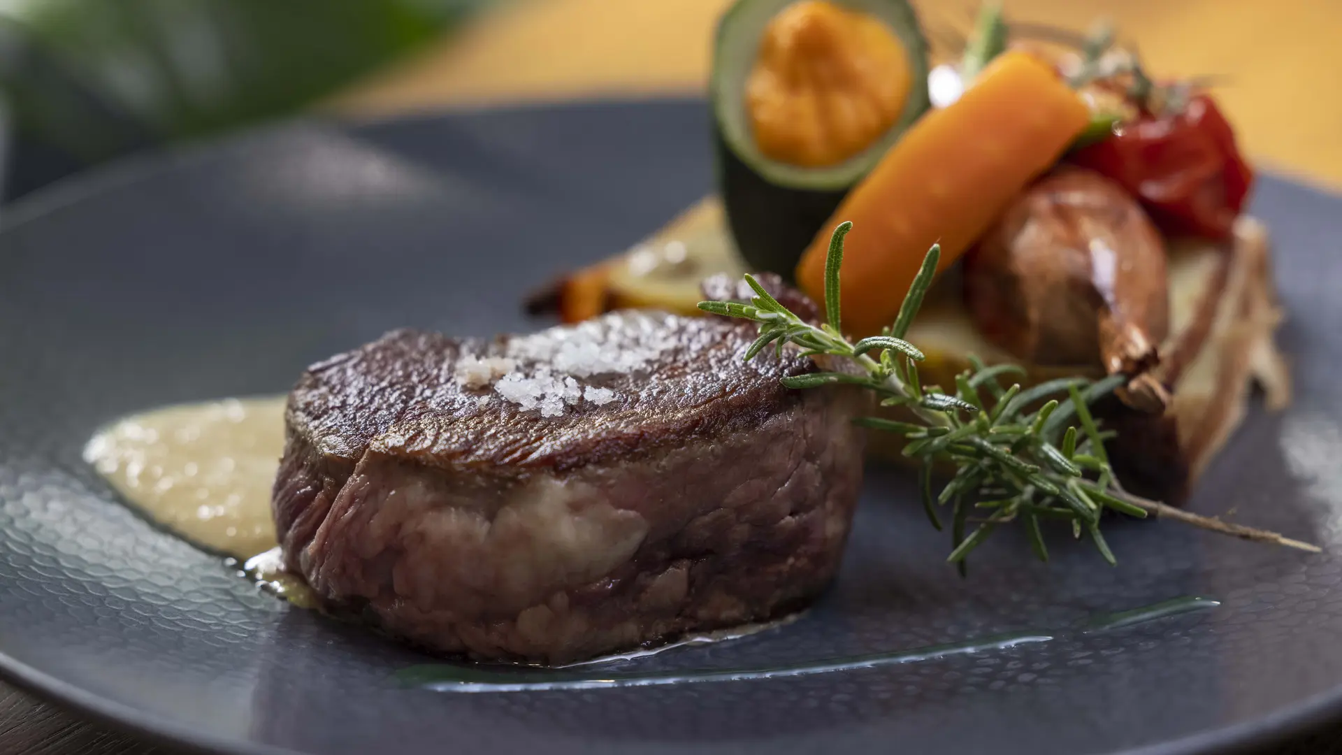 Pièce du boucher VBF et ses petits légumes hotel le fontarabie bd