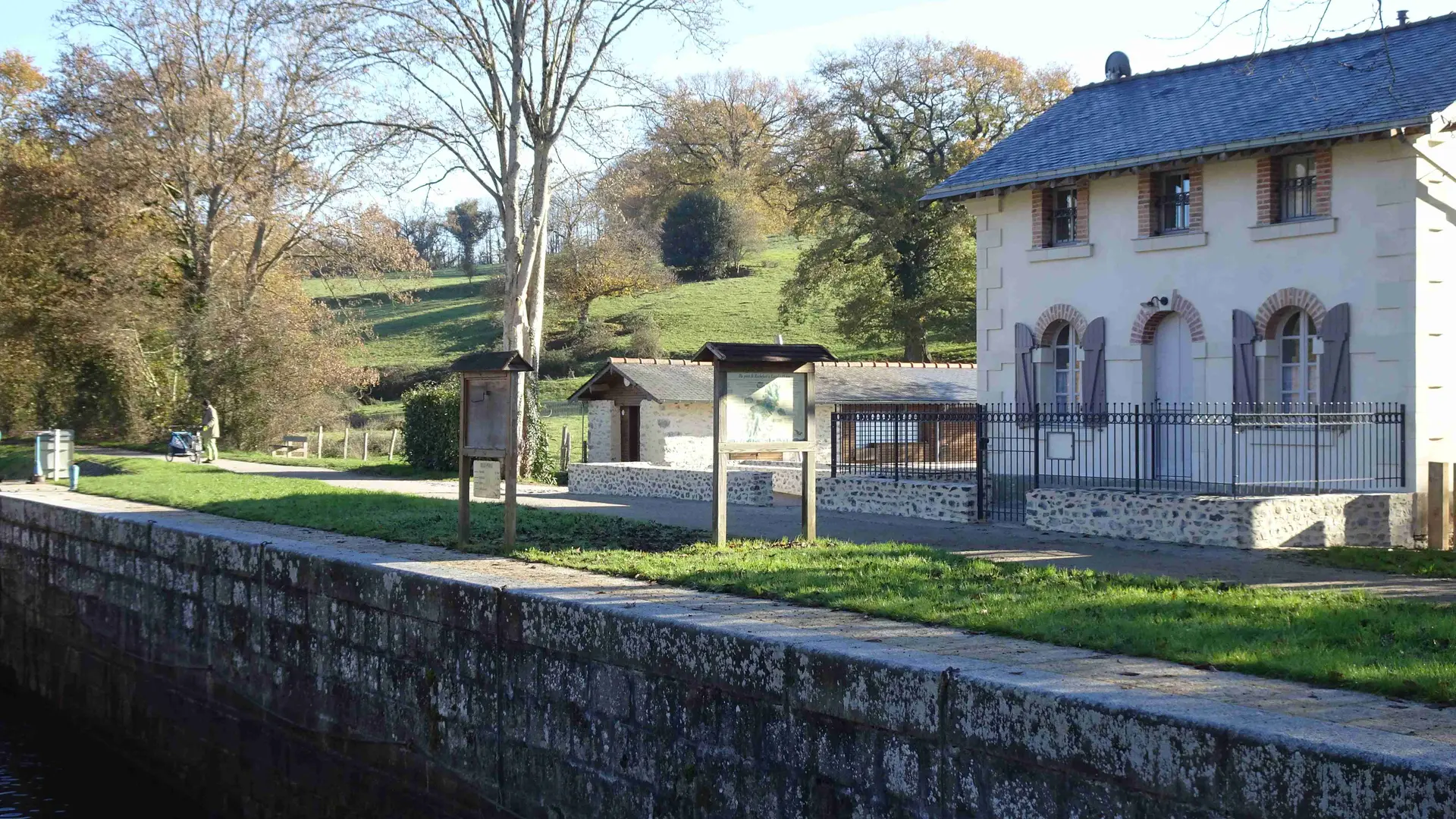 Maison éclusière de Belle Poule