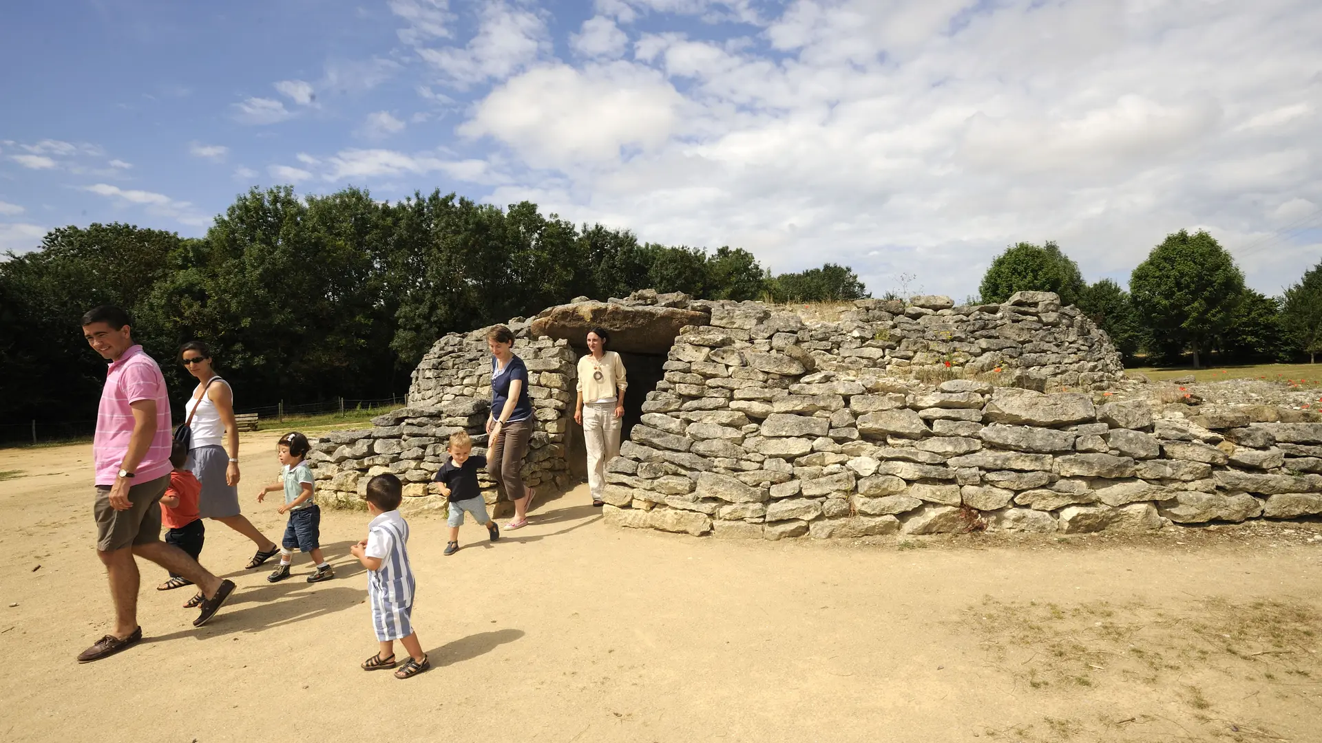 Reconstitution cairn