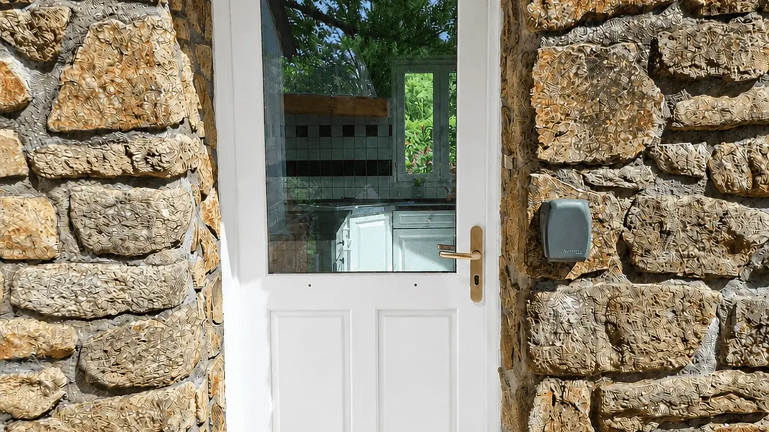444288 - Porte d'entrée avec boîte à clés
