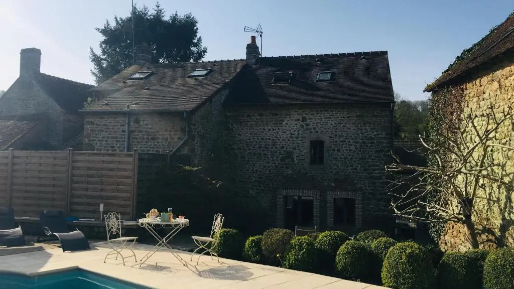 Gîte La Cassine - Moulins-le-Carbonnel - jardin