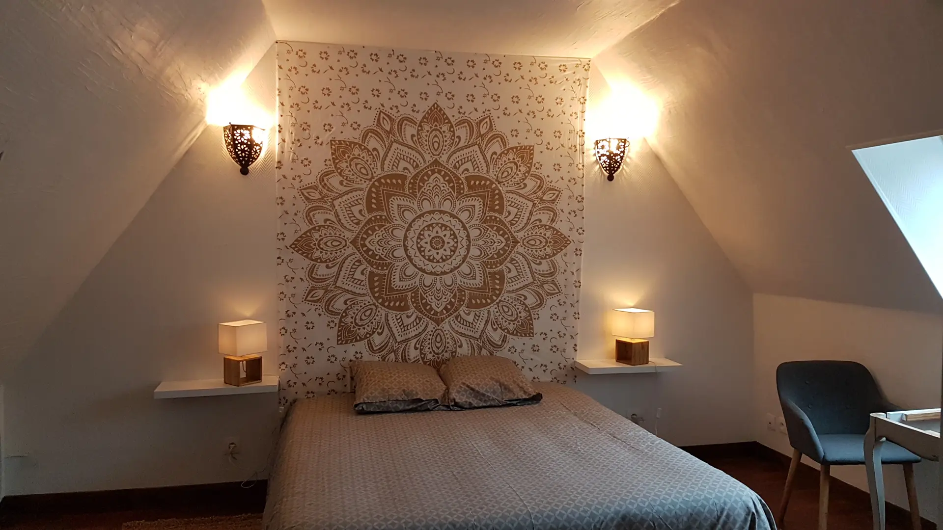 Chambres d'hôtes La Belmontaise - Beaumont-sur-Sarthe - chambre