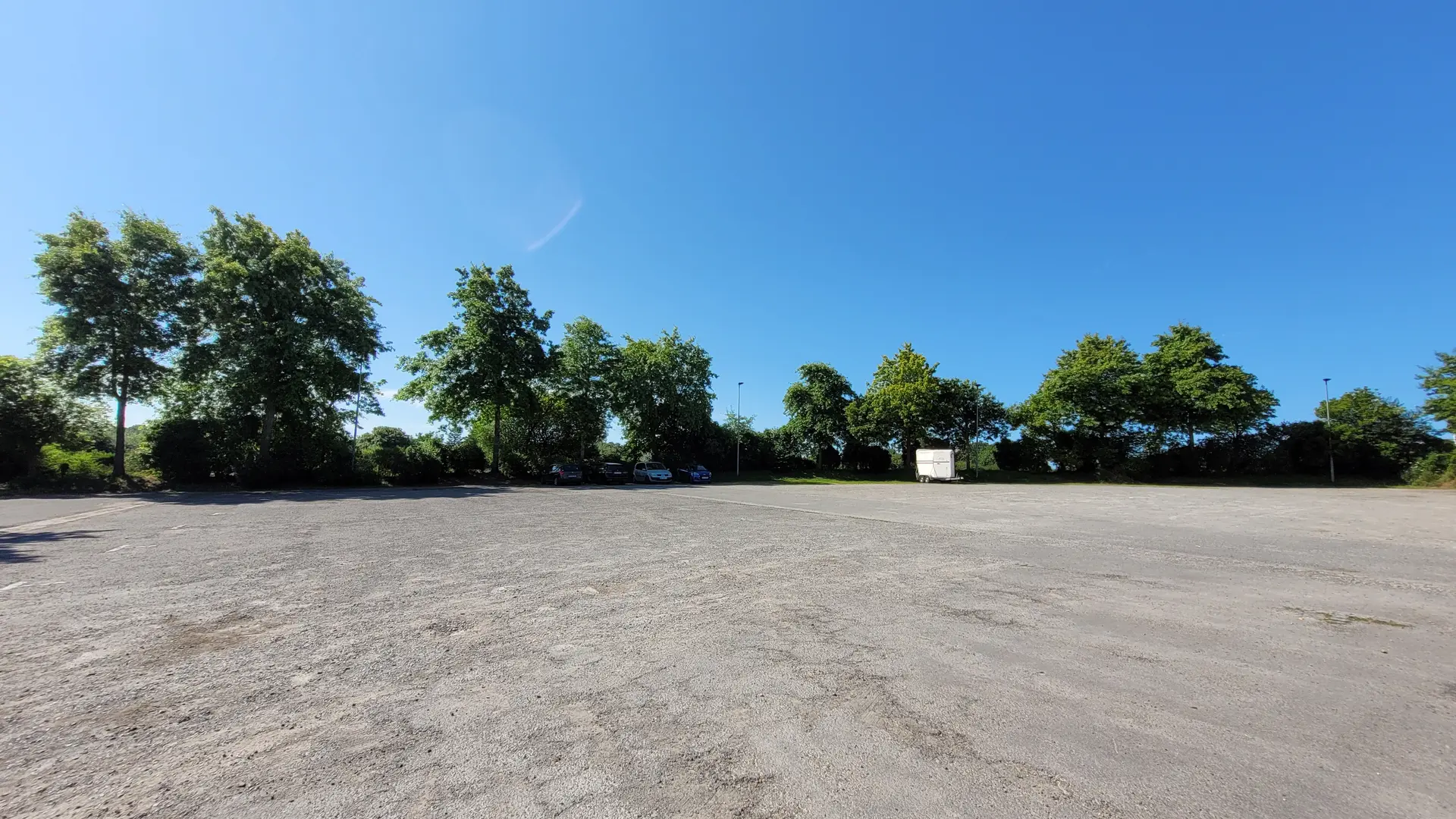 AIRE DE STATIONNEMENT DE FÉDRUN