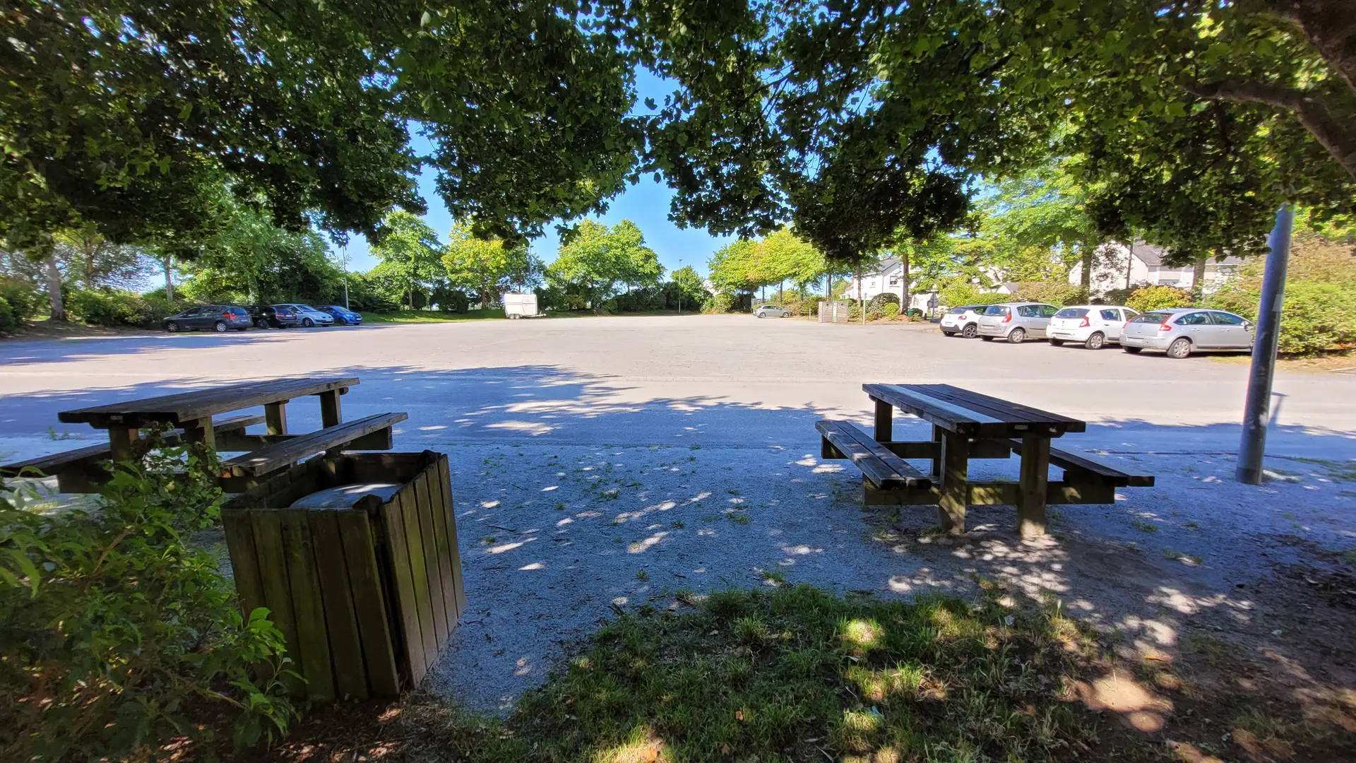 AIRE DE STATIONNEMENT DE FÉDRUN