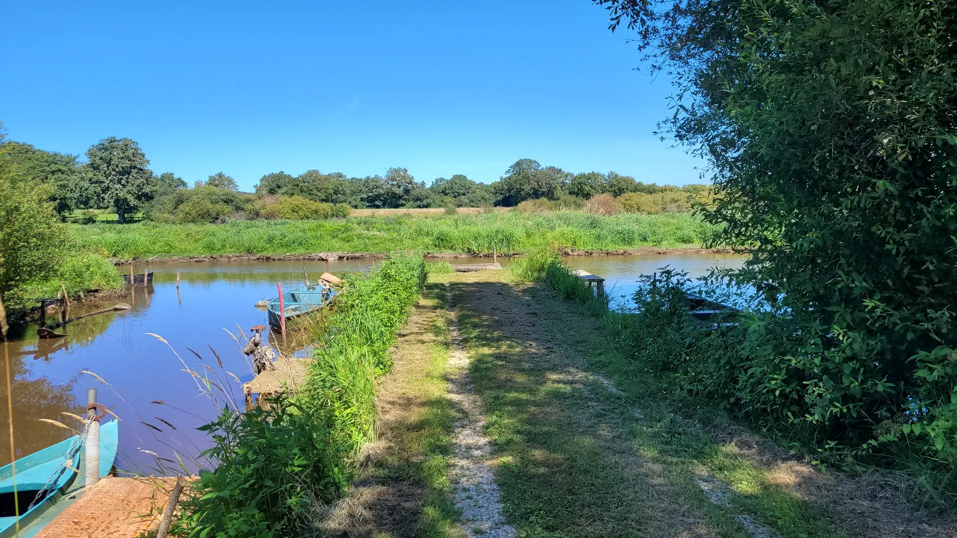 AIRE DE STATIONNEMENT PORT DU VIVIER