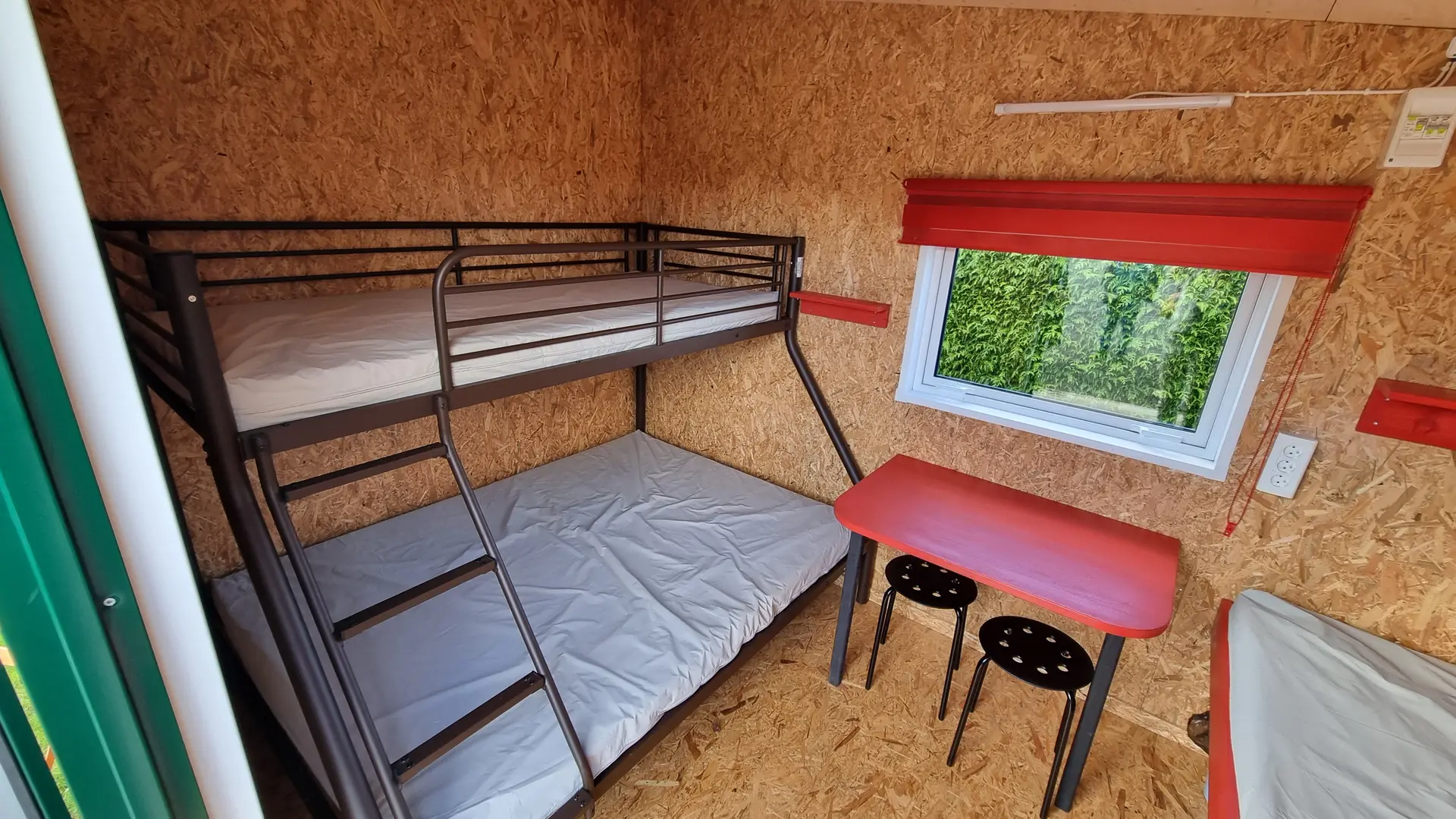 Cabane randonnuer au Camping du Sans Souci - Fresnay-sur-Sarthe - intérieur