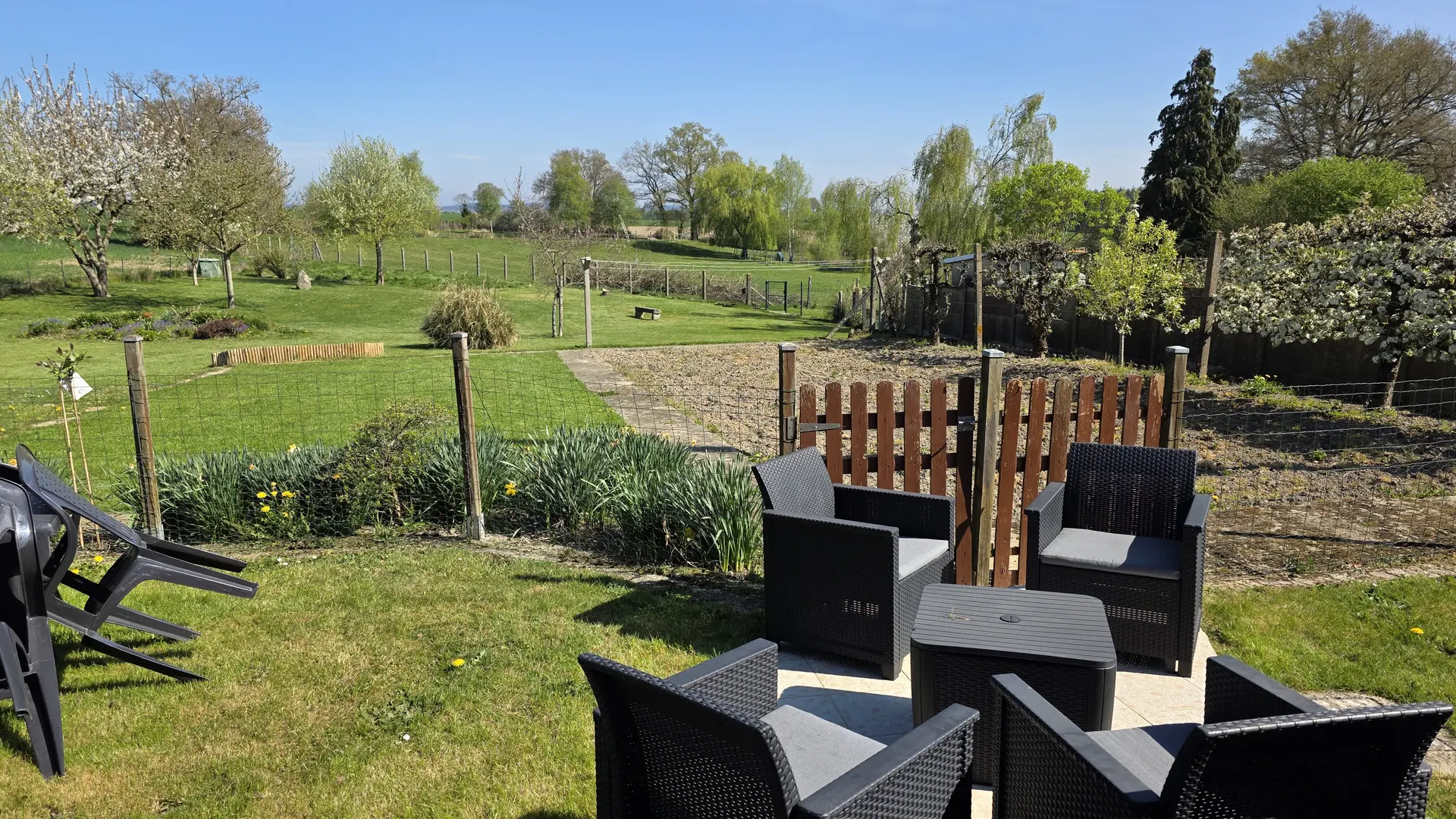 Grand terrain clos
