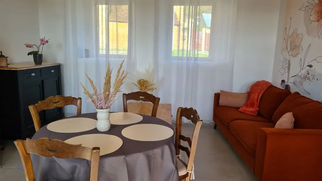 Gîte l'Orée du Bois_Vaas_Séjour