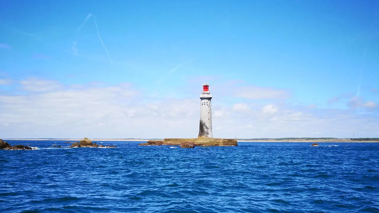 Messaline - Promenade autour du Phare des Barges aux Sables d'Olonne