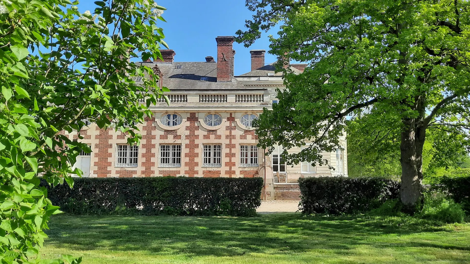 pavillon de l'Aile Ouest côté jardin