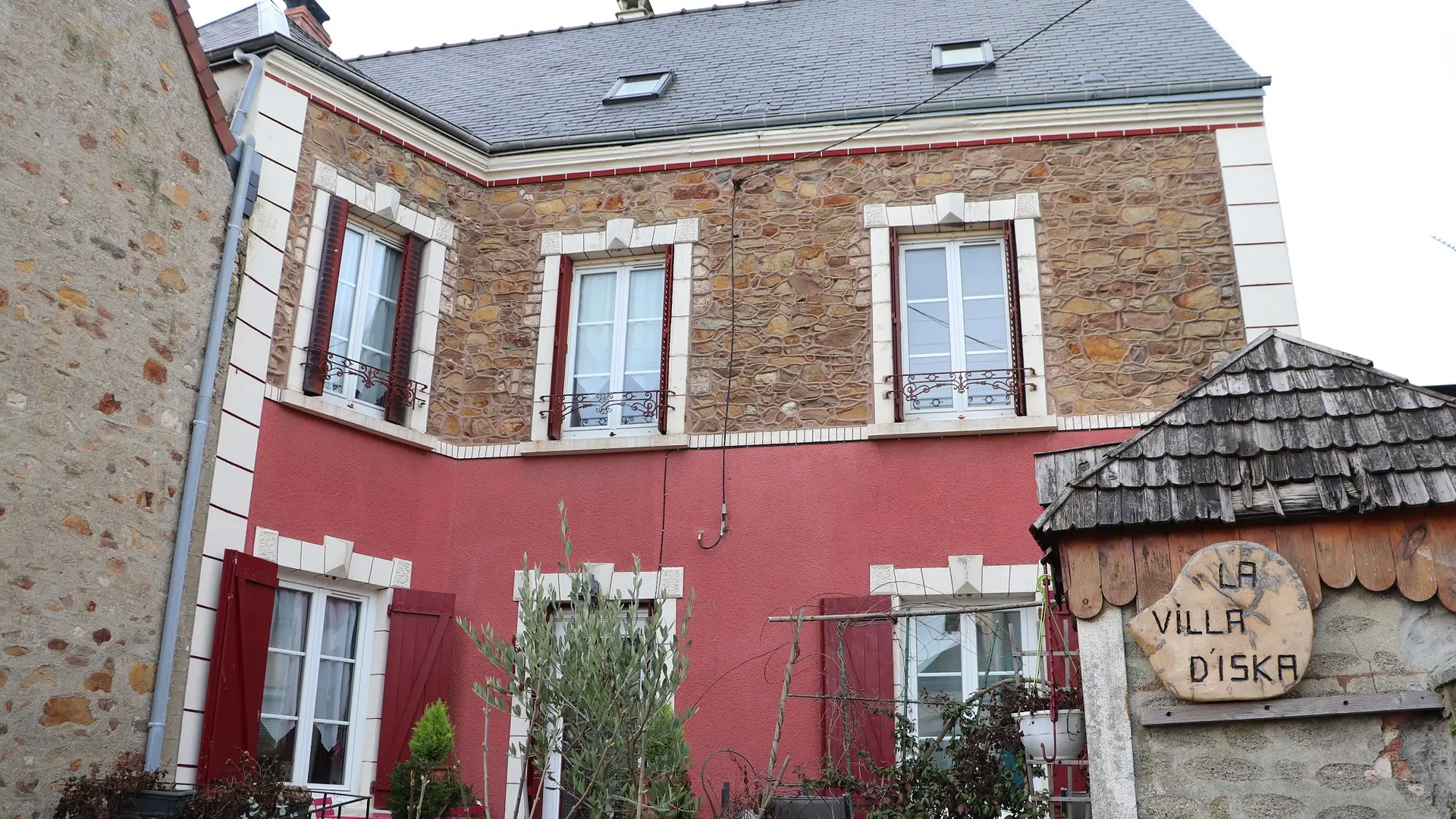 Chambres d'hôtes La Villa d'Iska - Sougé-le-Ganelon - extérieur