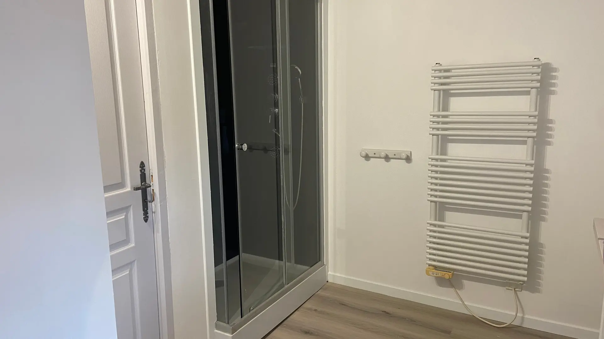 373813 - Salle d'eau