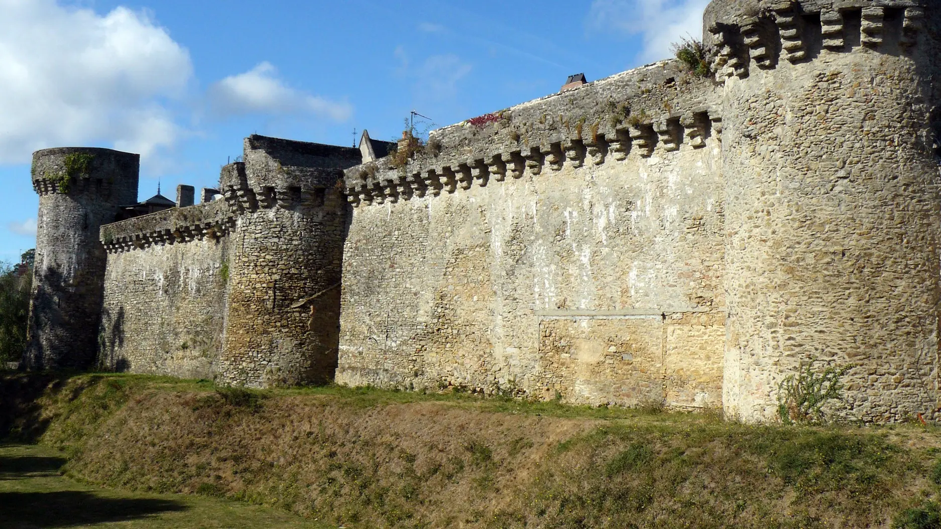 Promenade Anne d'Alègre - Laval - Remparts