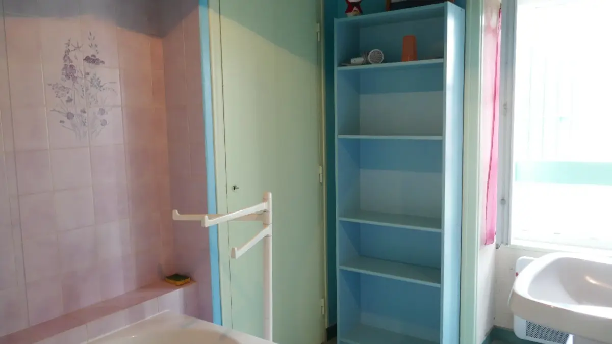53846 - Salle de bain n°1