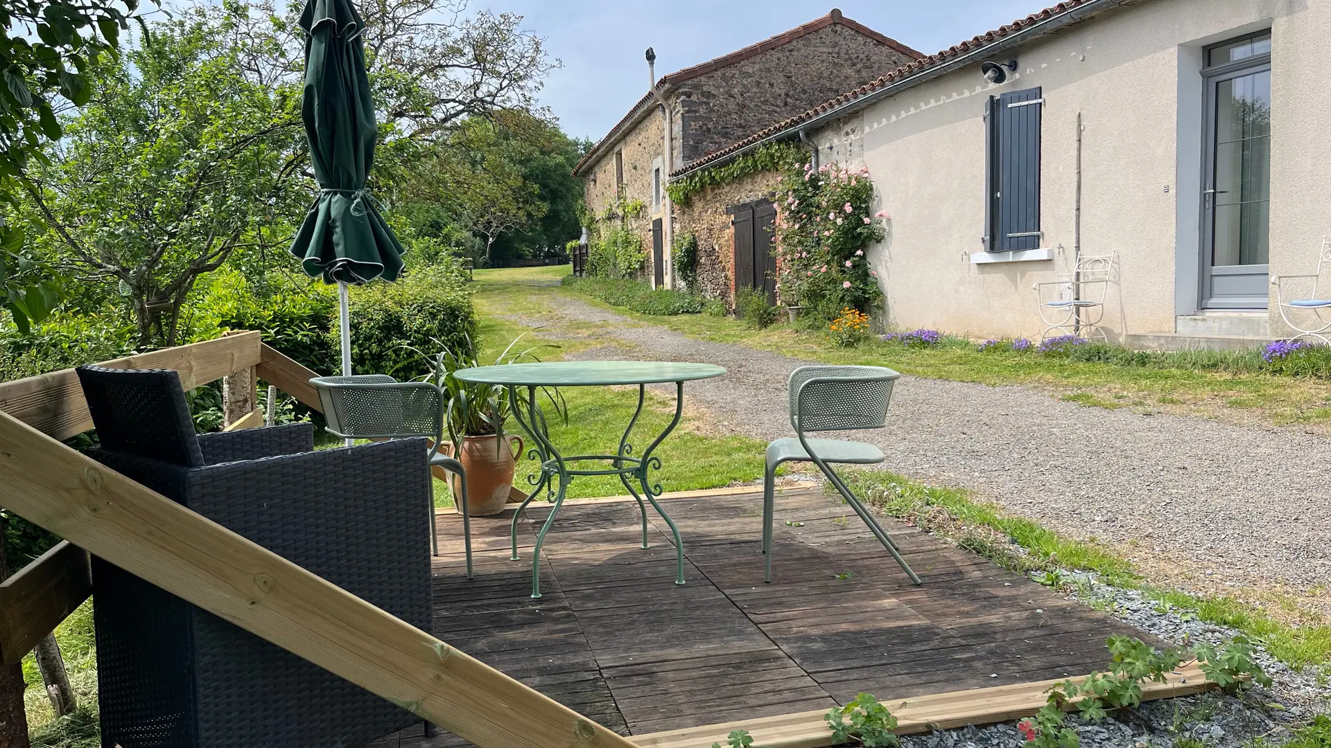384238 - terrasse petit baled