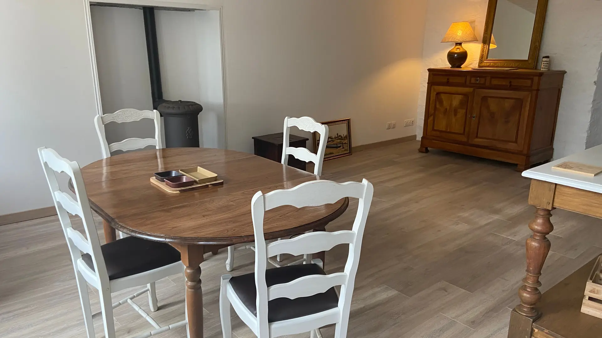 373808 - Cuisine/salle à manger