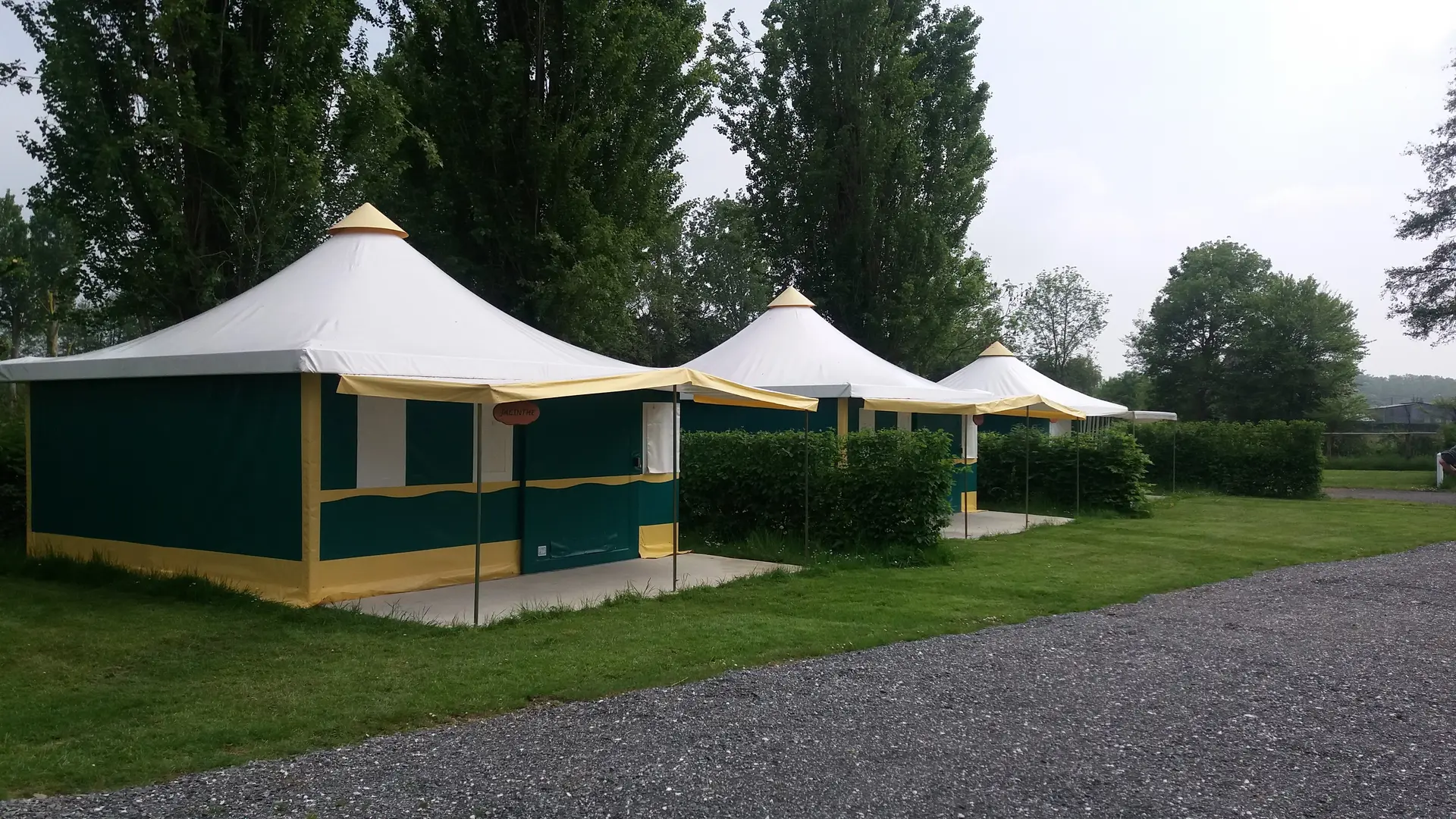 Camping du Val de Sarthe - Beaumont-sur-Sarthe - bungatoiles