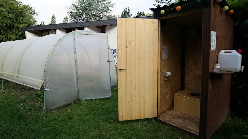 toilettes-seches1