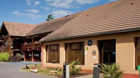 vallee-de-la-sarthecampanile-devanture-72-Hot-1