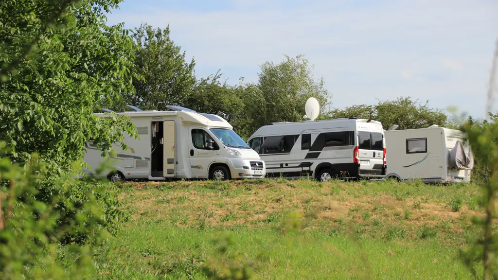 Aire-de-Stationnement-Solesmes-2