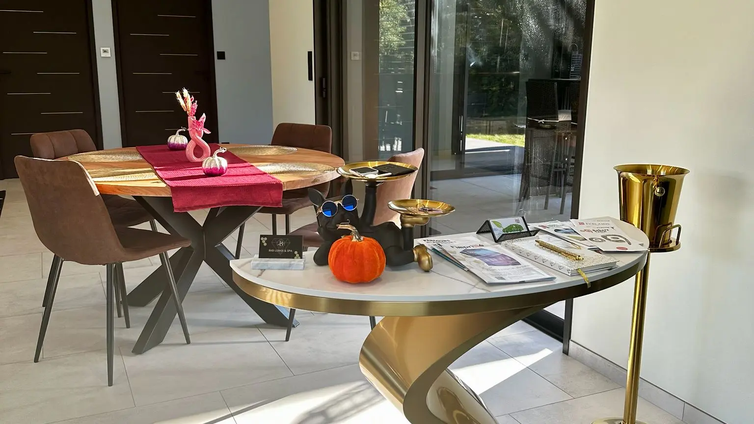 BHD-LODGE & SPA - Entrée automne