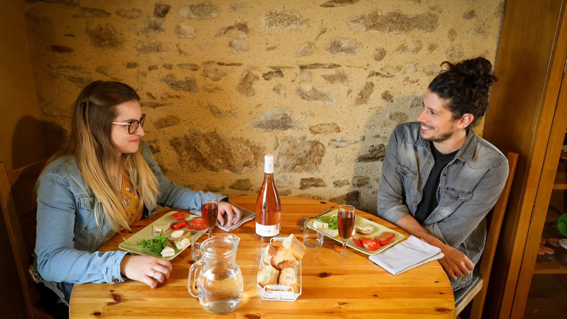 Repas en table d'hôte