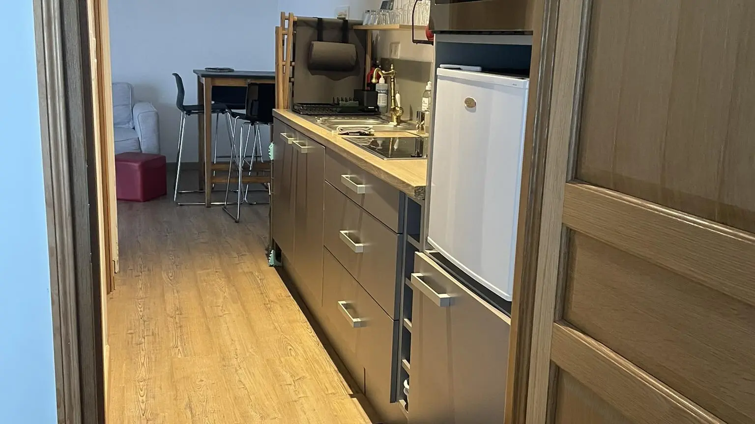 Cave - Kitchenette