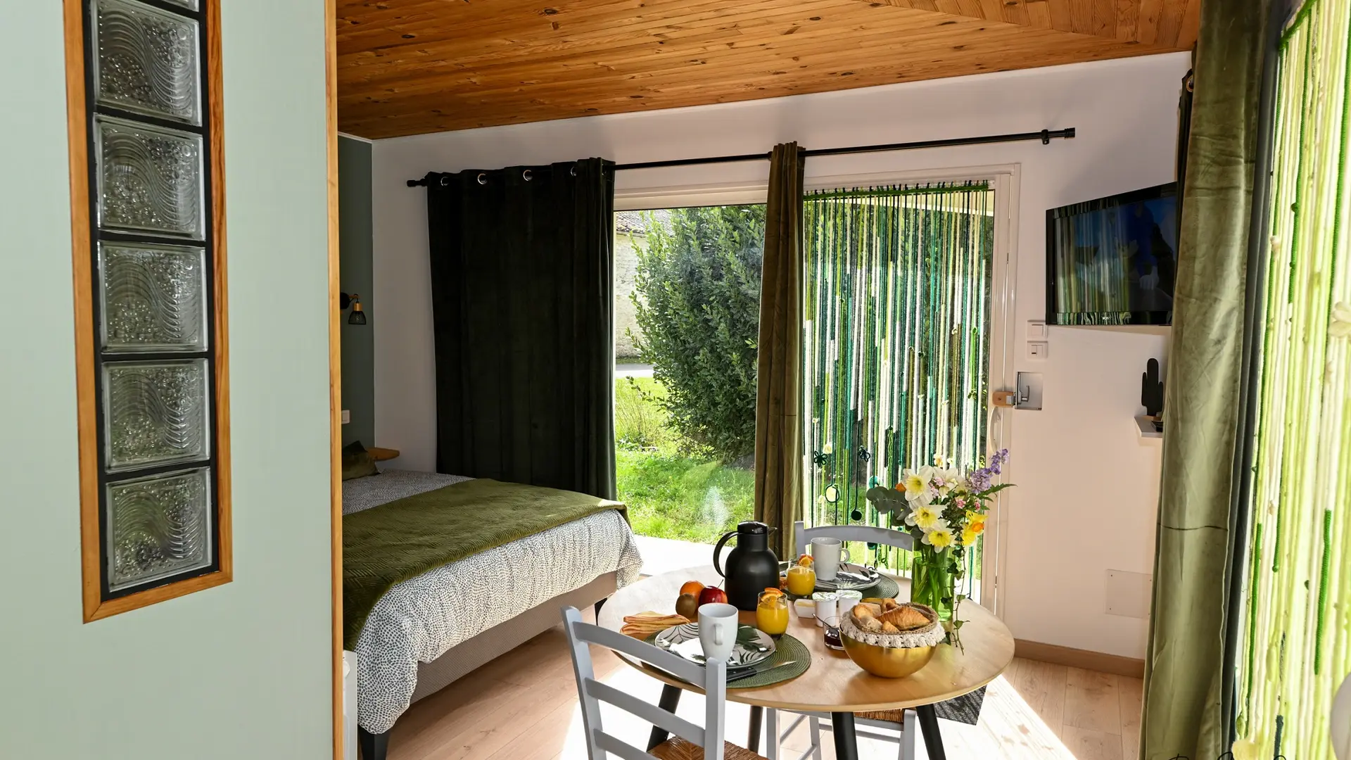 Chambre-d-hotes-marais-poitevin-casa-upupa-montreuil-vendee-85- (3)