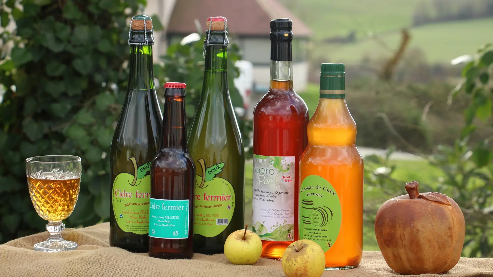 Cidre-Jus-Vinaigre-Cidrerie-distillerie-pelletier-sarthe