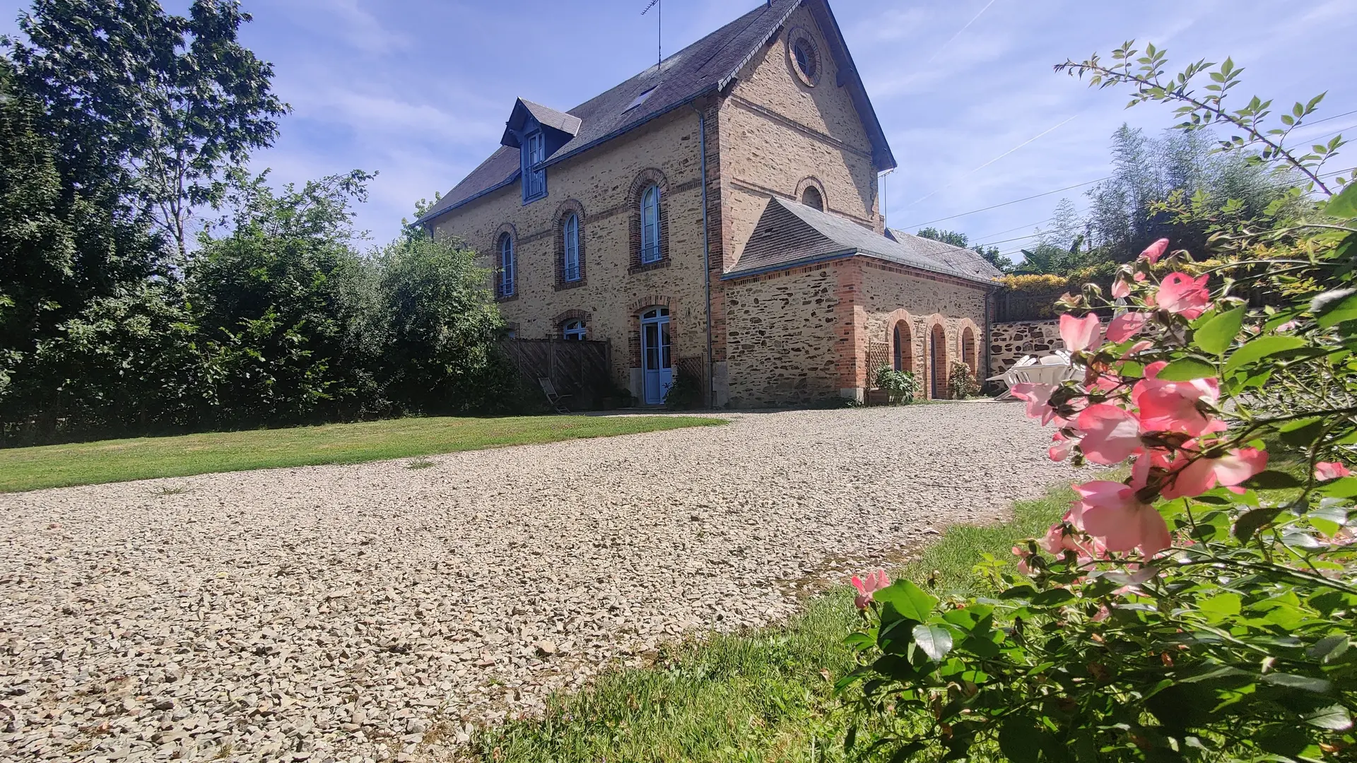 Vue extérieure coté jardin