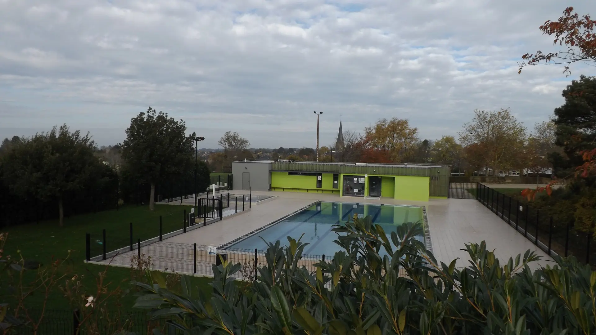 Piscine extérieure de Lassay