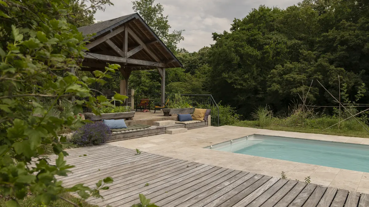 Chambres et table d'hôtes le Vaux Jouin_Marçon_La piscine