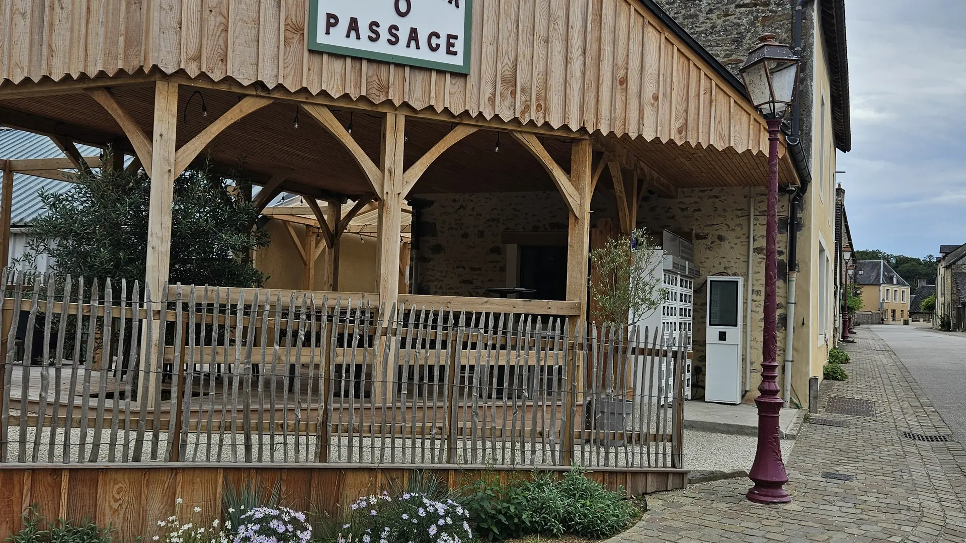 Restaurant Ô Passage - Saint-Léonard-des-Bois - façade 2024