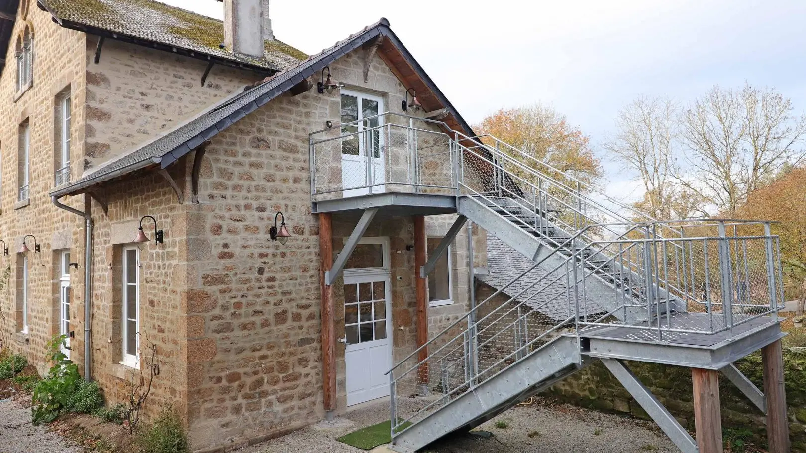 Gîte Le Saint Céneri - Saint-Céneri-le-Gérei - extérieur