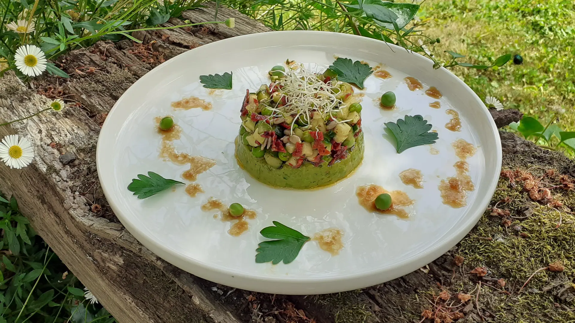 Guacamole de petits pois et tartare de légumes#coursdecuisine#legumesdesaison#printemps#