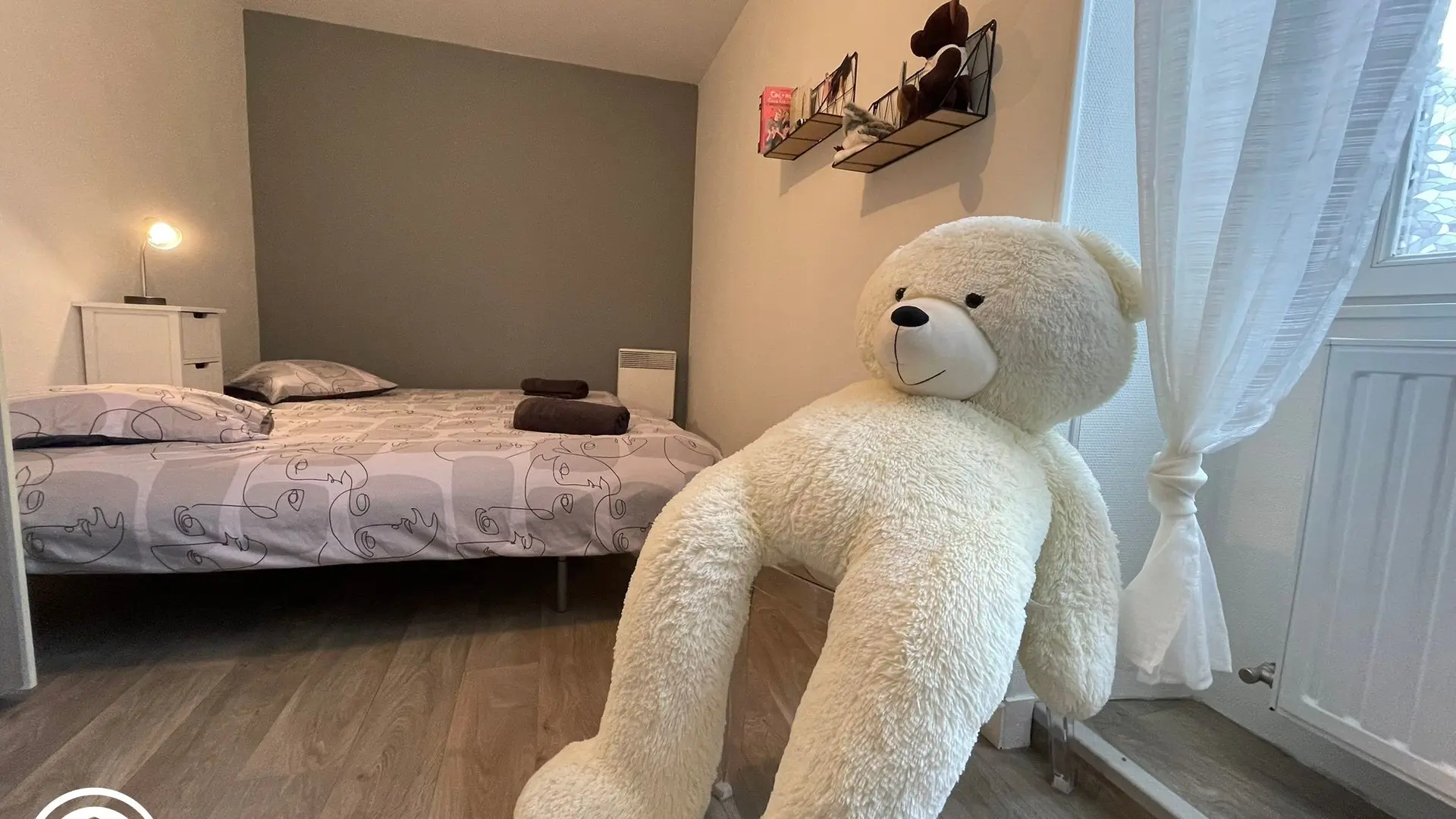 Gîte agréé Gîtes de France en Vendée : Chambre 2 (2 lits 90 jumelables)_4