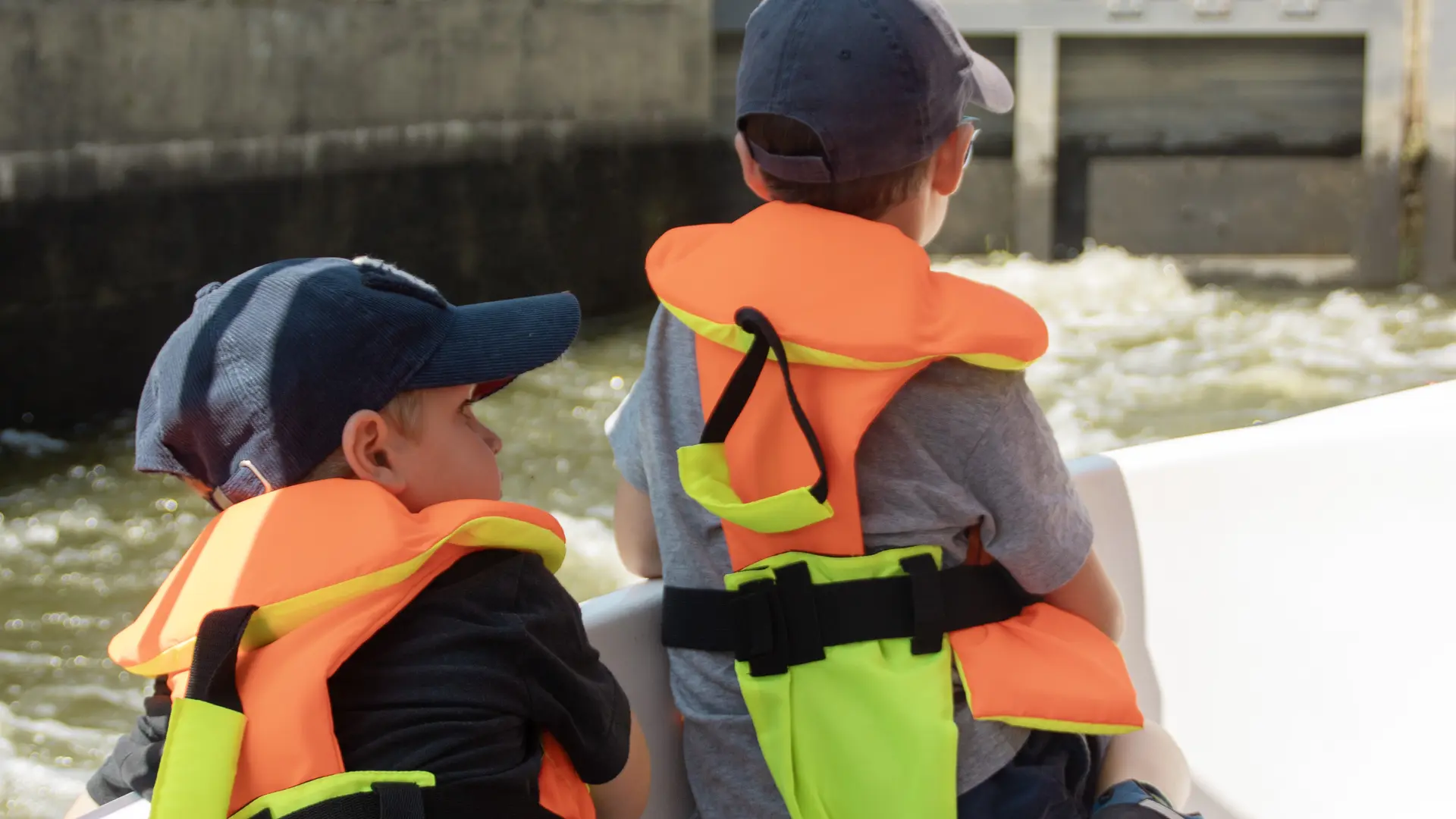 Halte fluviale bateaux 003