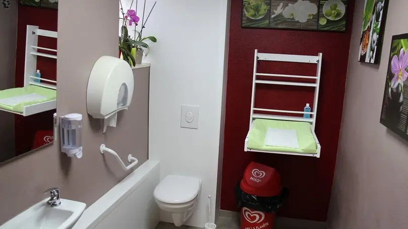 Wc Public restaurant