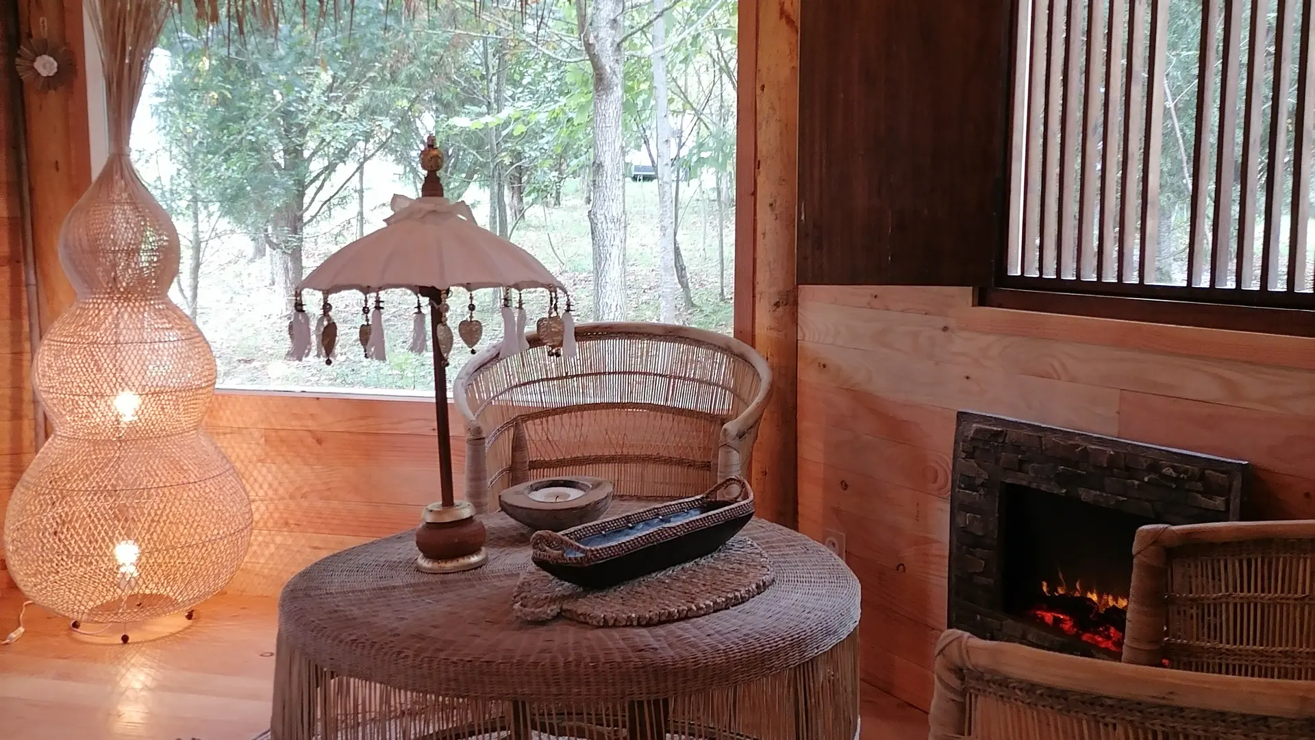 cabane indonésienne MIMPI et son bain nordique