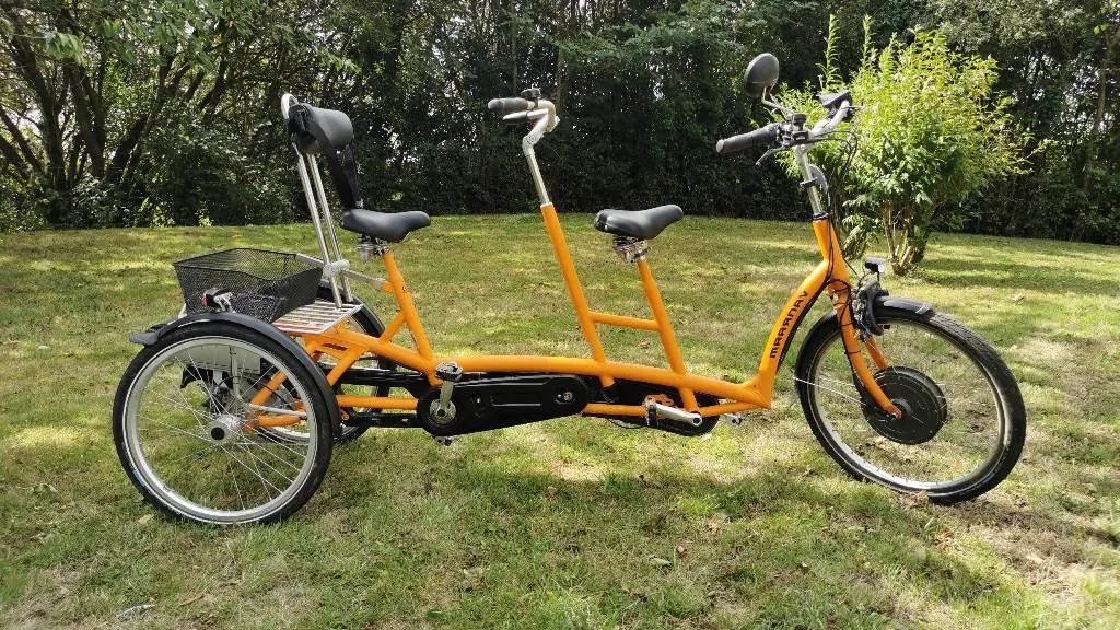 Tandem tricycle adulte Twinny Plus® avec assistance électrique