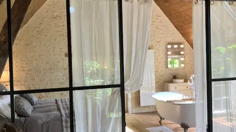 une des chambres à l'étage