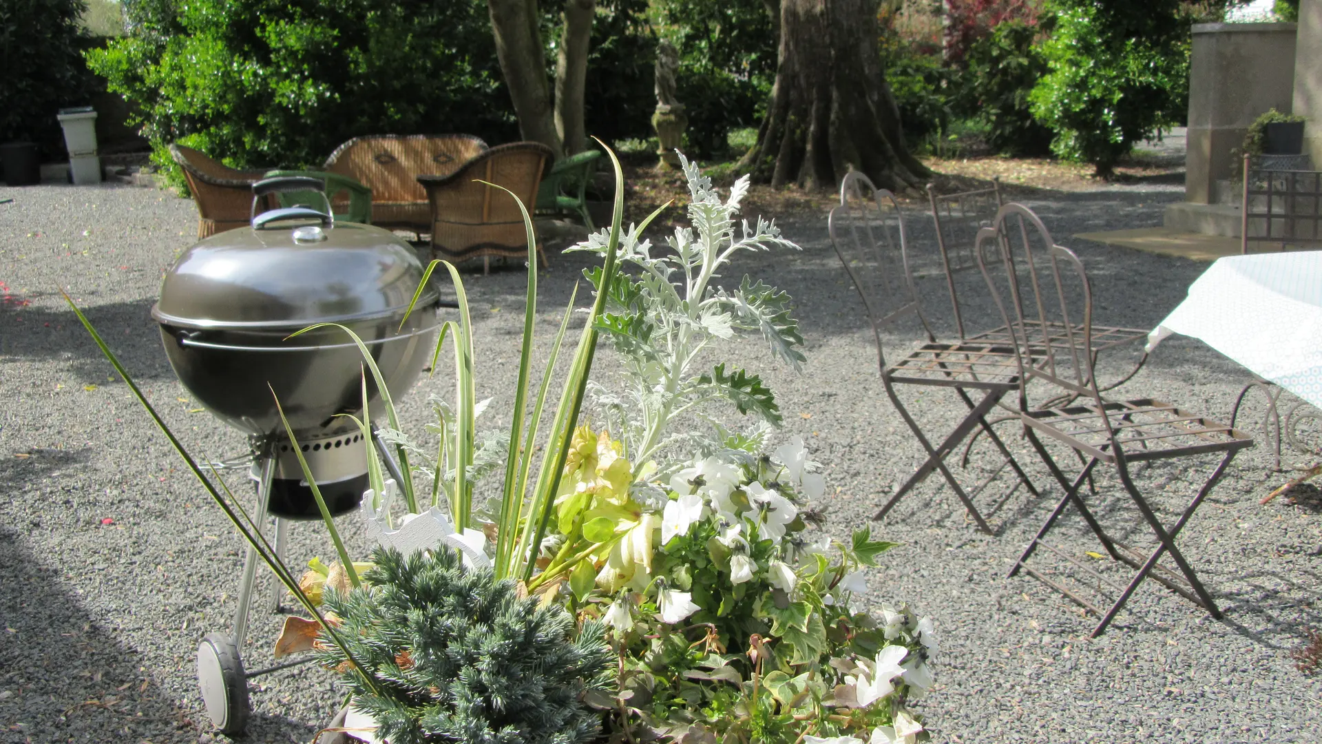 Meublé Le Parc - Maresché - Extérieur coté Cuisine